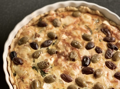 Chévrepaj med oliver